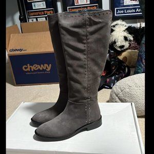 NWOT Steven by Steven Madden Zoe Suede Riding Boot